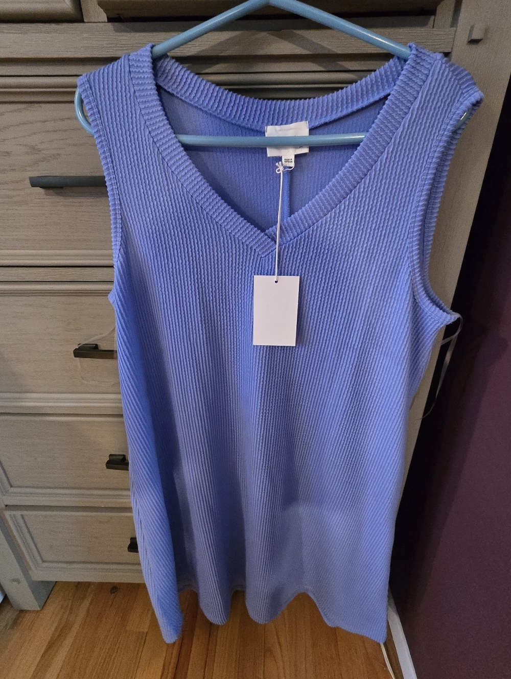 ANDREE BY UNIT Ribbed V-Neck Sleeveless Tank in Periwinkle